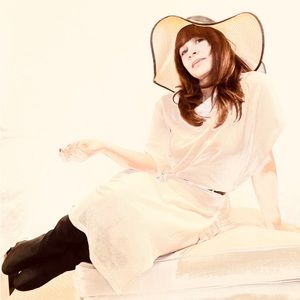 Meet your Posher, Isabelle